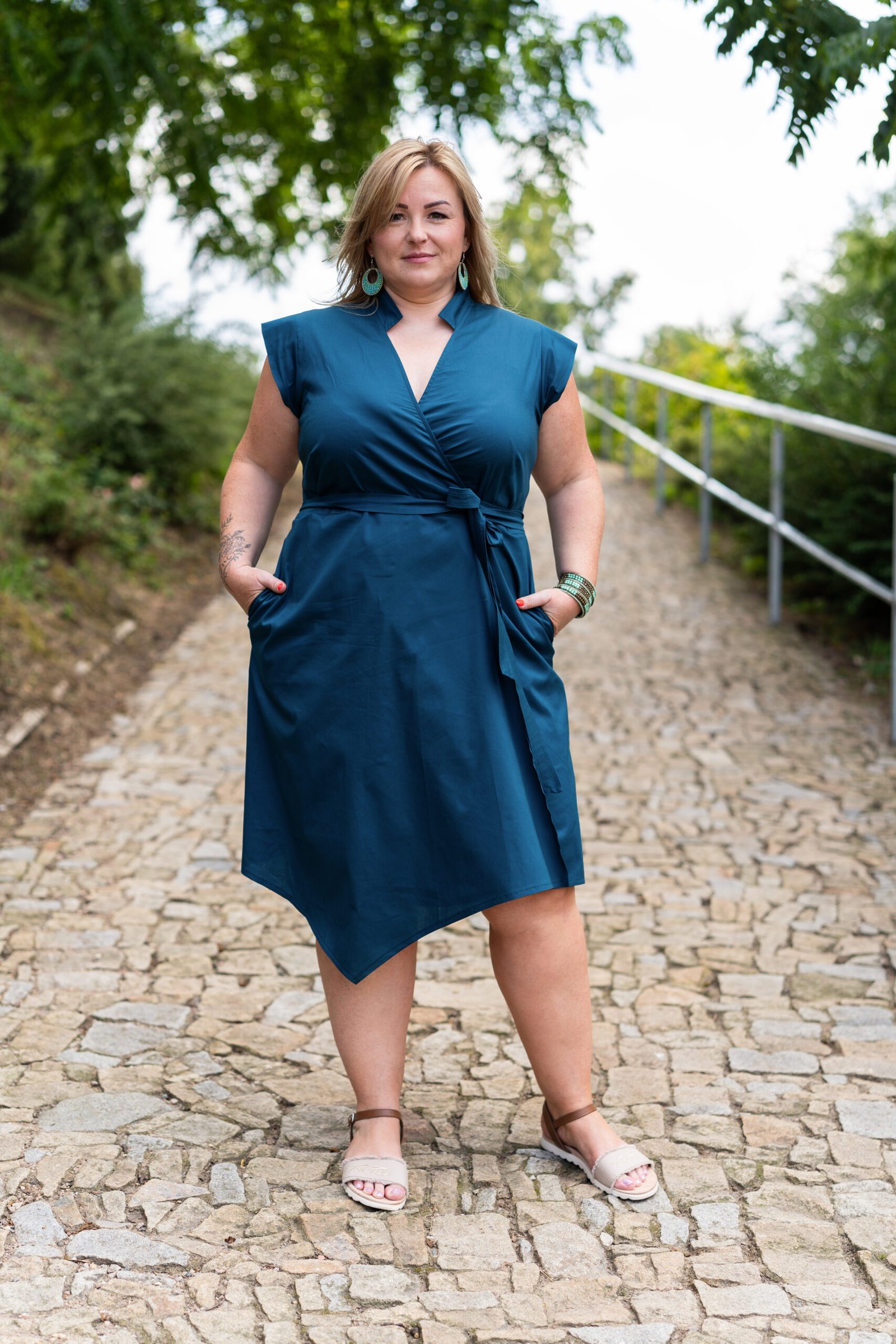 Zavinovací šaty plus size (3)